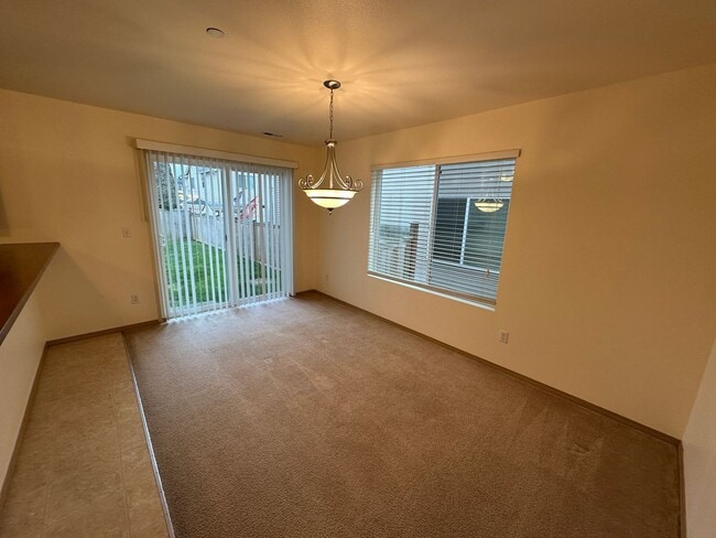 Photo - 1722 Cadborough Ln