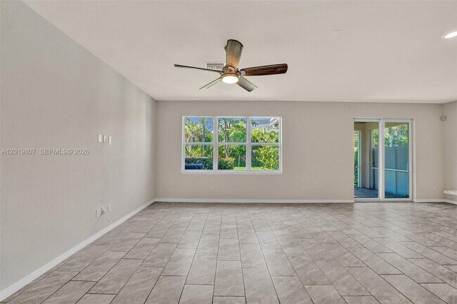 Photo - 4764 Eucalyptus Dr