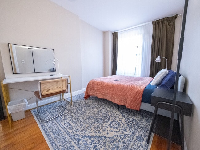 Photo - 230 W 113th St Unidad ID1032010P