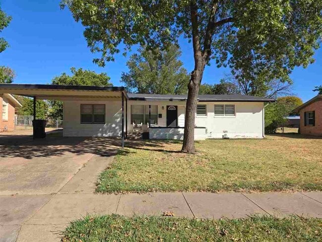 Building Photo - 4511 Spencer Dr Rental