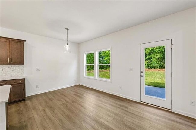 Photo - 204 Silverleaf Trl