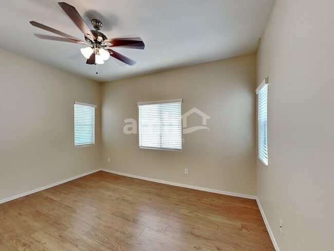 Photo - 4740 E Redfield Rd