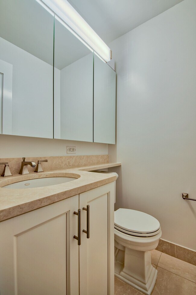 Photo - Biltmore Plaza