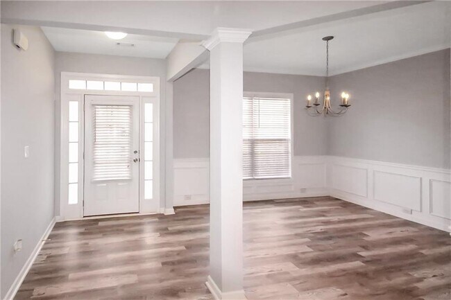 Photo - 2389 White Alder Dr NE