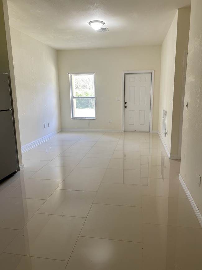 Photo - 3212 Oleander Dr