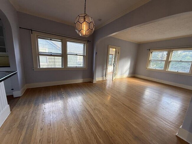 Photo - 2440 SW 5th Ave