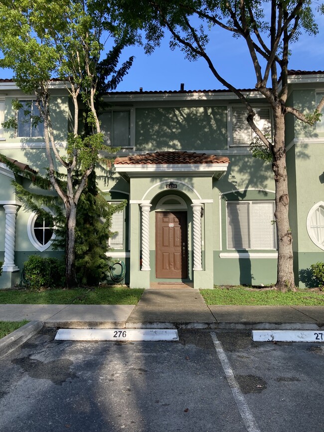 Building Photo - 2430 SE 14th Ave Rental