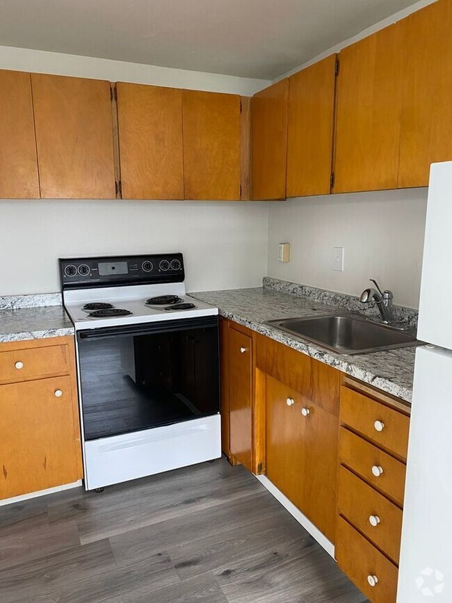 Building Photo - Discover Your Ideal Home in Ballard: Spaci... Unit 10