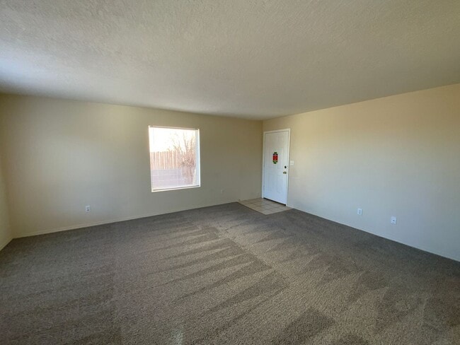 Photo - 3 Bedroom Single Story Home Near Northern Blvd NE & Loma Colorado Blvd NE!