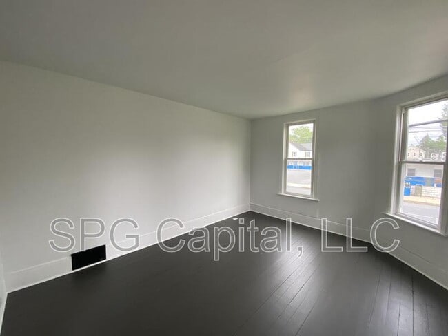 Photo - 632 S Second St