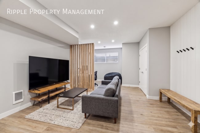 Photo - AMAZING FURNISHED 1 BED / 1 BATH LOWER LEVEL ONLY!