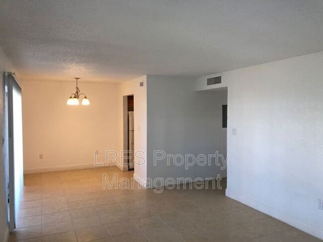 Photo - 4725 S Texas Ave