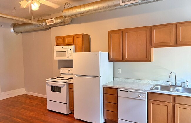Photo - 2215 Ohio Ave Unit 2217-B