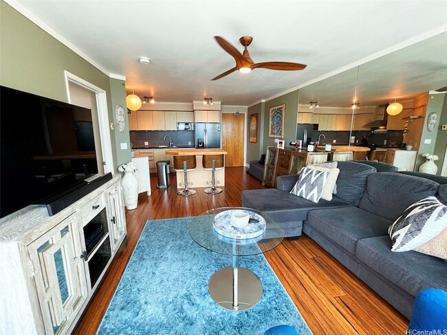 Photo - 801 S King St