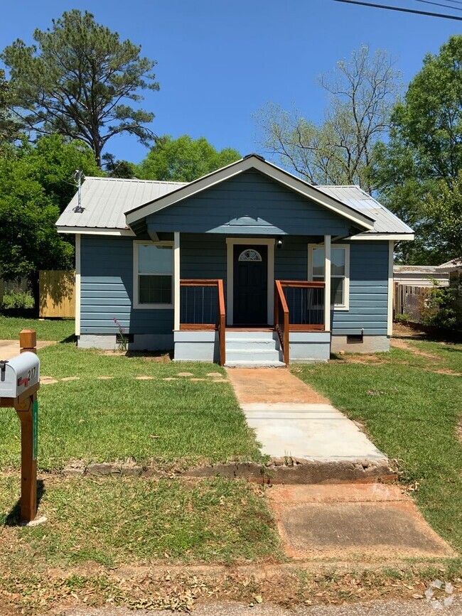 Building Photo - 217 First St., Greenville Rental