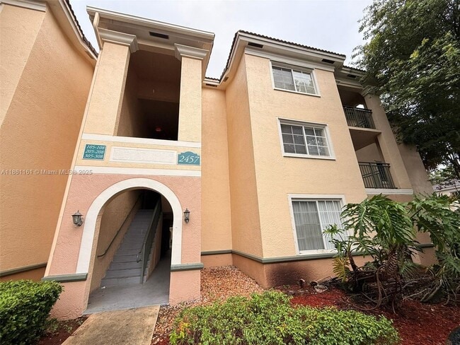 Building Photo - 2457 Centergate Dr Unit 207 Rental