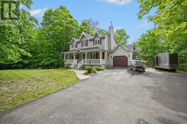 Photo - 105 Trillium Dr