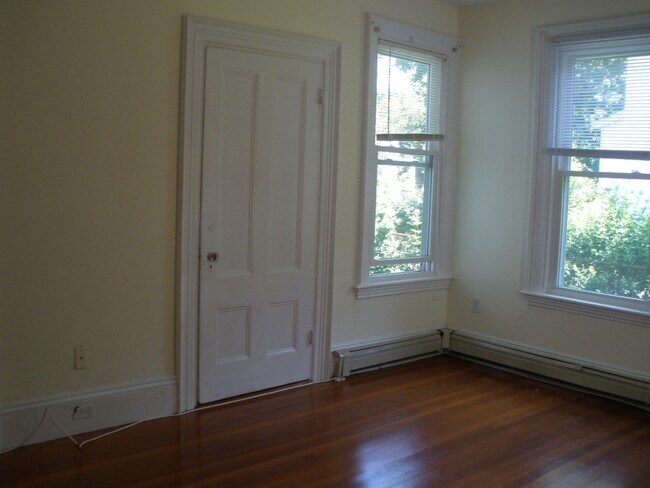 Photo - 518 Watertown St Unit 1