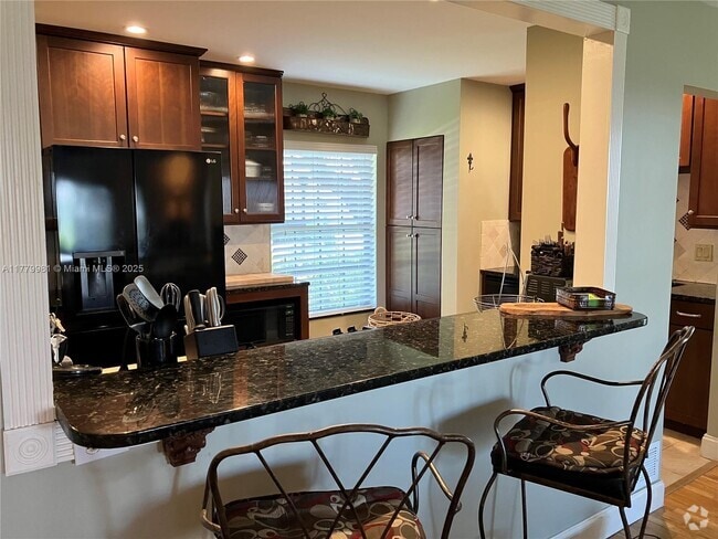 Building Photo - 18349 SE Wood Haven Ln Unit A Rental