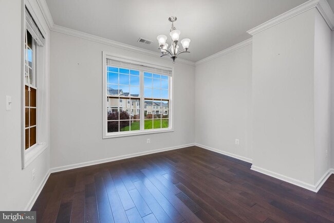 Photo - 23290 Milltown Knoll Square
