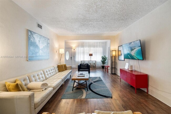 3629 SW 12th St Unit A