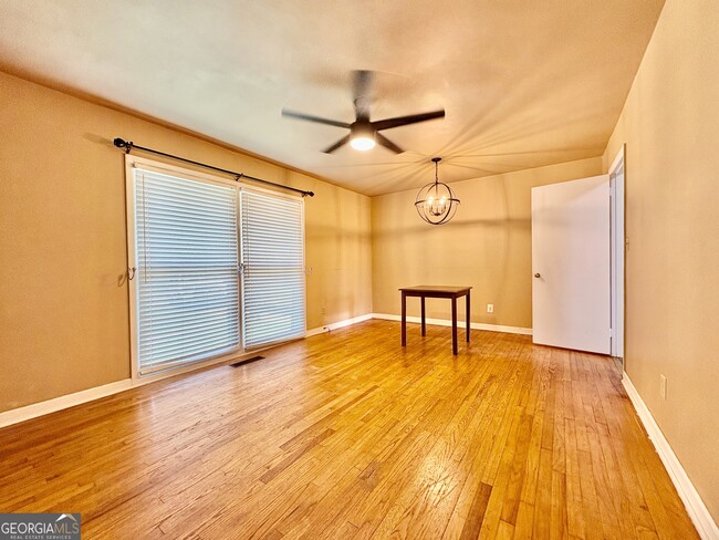 Photo - 94 Harris Dr