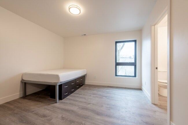 Photo - 911 S Main-911-201 Unit 911-201