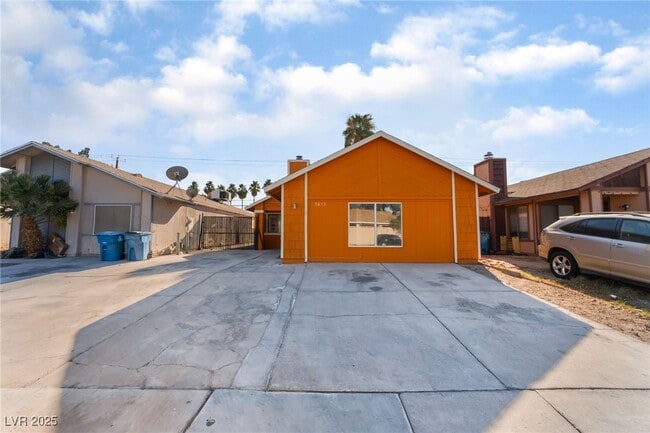 Photo - 5453 Requa Ave House