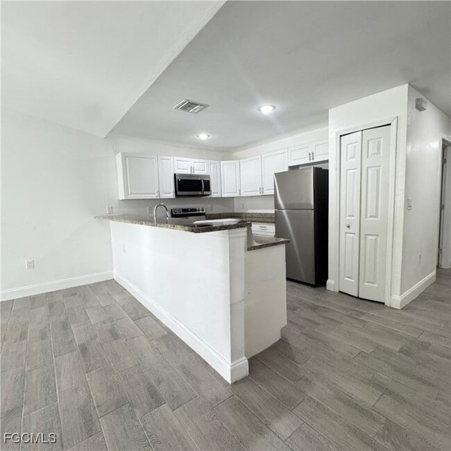 Photo - 1582 Gretchen Ave S