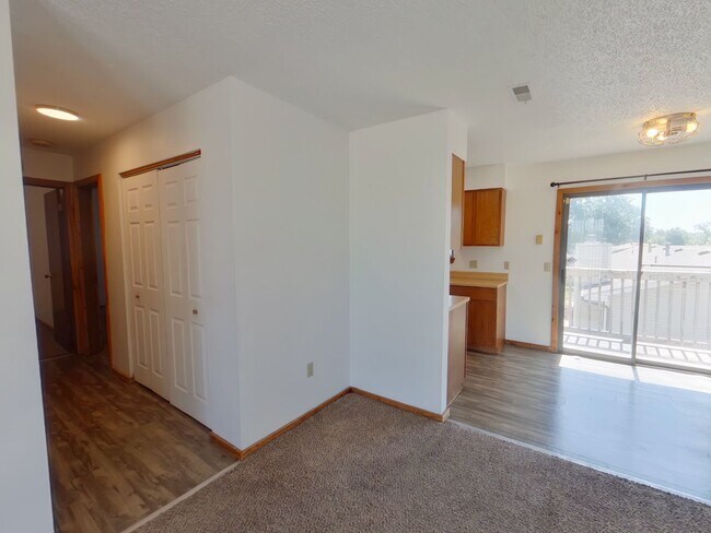 3950 N Garland Cir