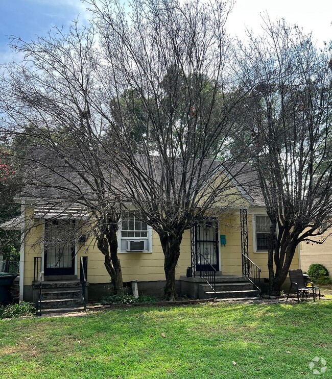 Building Photo - 2291 Monroe Ave Unit 2291 Monroe Ave. Rental