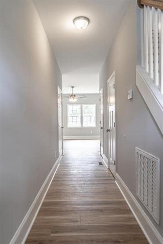 Photo - 1060 W New York Ave