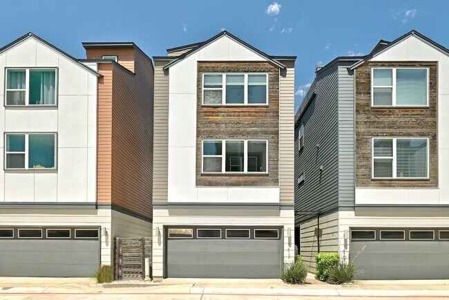 Building Photo - 1412 Waterloo Shore Ln Rental