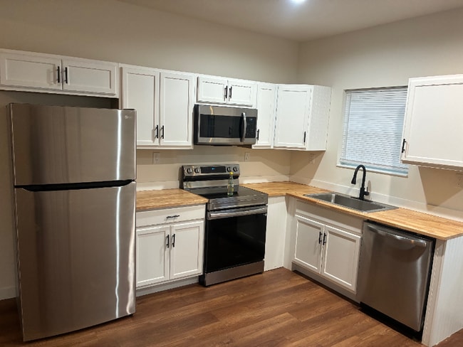 Photo - 303-365 Barkley Landing Dr Unidad 305-3