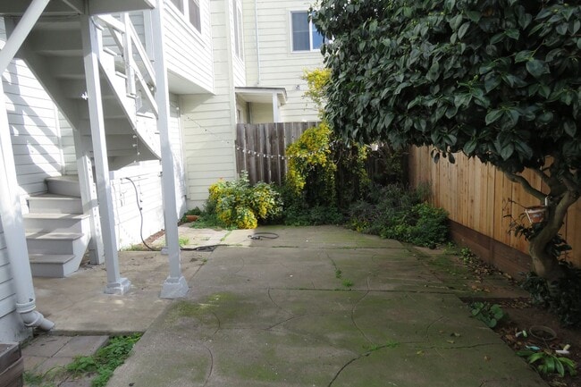 Photo - 2 Bedroom with VIEWS in Sunnyside Neighborhood