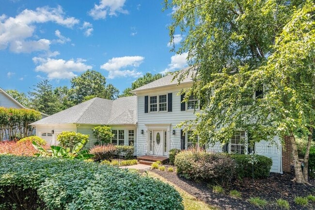 Photo - 6121 Dovefield Rd