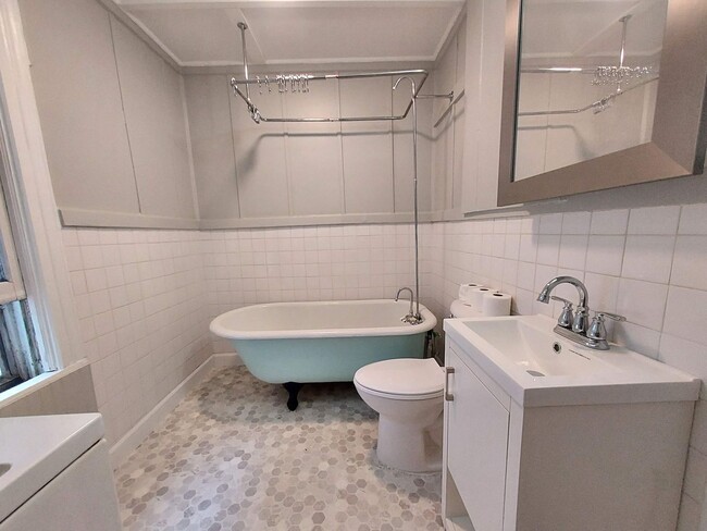 Photo - 1 Br Duplex