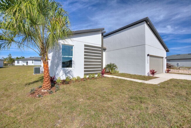 Photo - Deposit-Free! Modern, energy efficient hom...