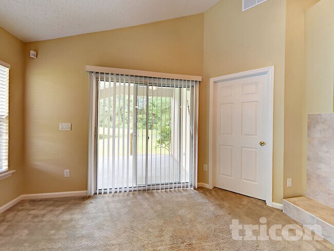 Photo - 1104 Cherry Point Way