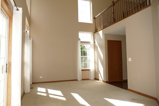 Photo - 1976 Waverly Way Townhome