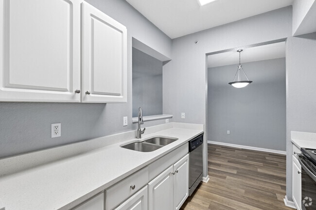B2 - 2BR, 2BA - 1,055SF - Kitchen