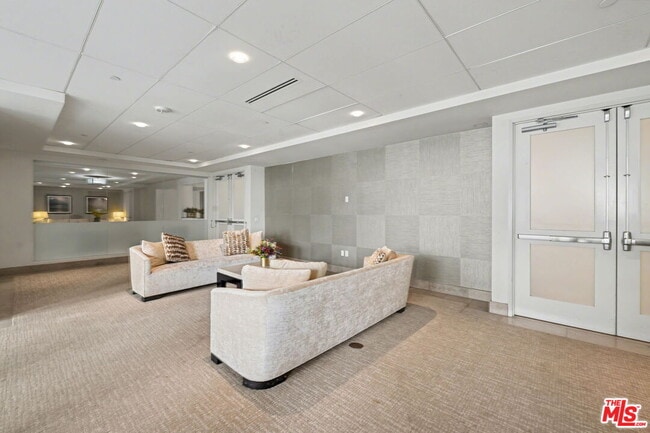 Photo - 1440 Veteran Ave Unit 204