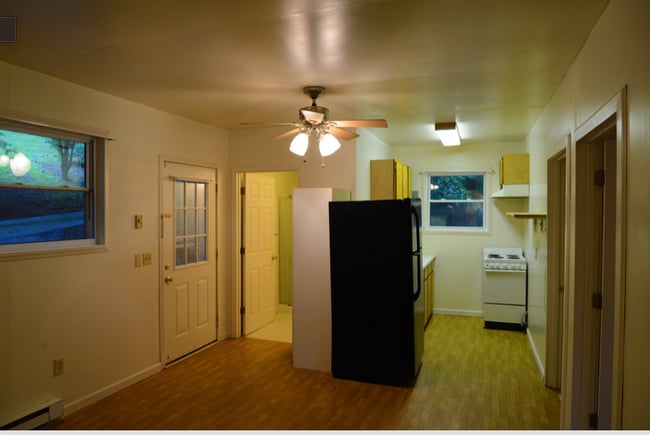 Photo - 818 Rocky Acres Ln