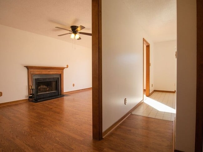 Photo - 7412 Pineleaf Dr