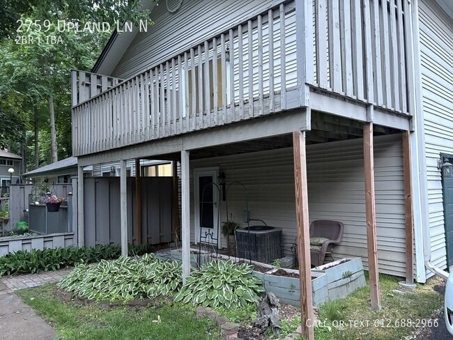 Photo - 2759 Upland Ln N