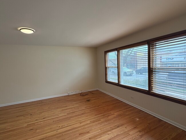 Photo - 2936 W Touhy Ave Unit 1