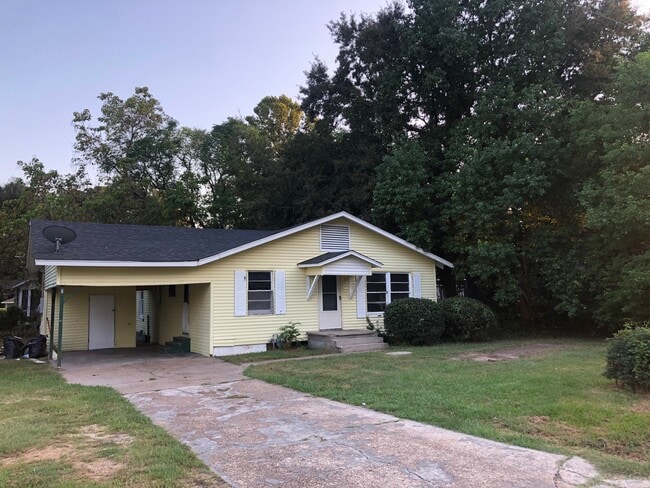 Building Photo - 514 Nichols Ave