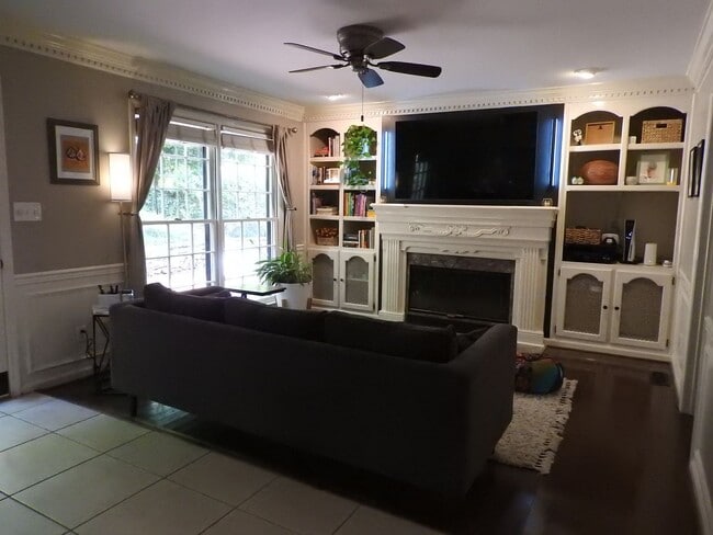 Photo - 804 Tulip Poplar Dr