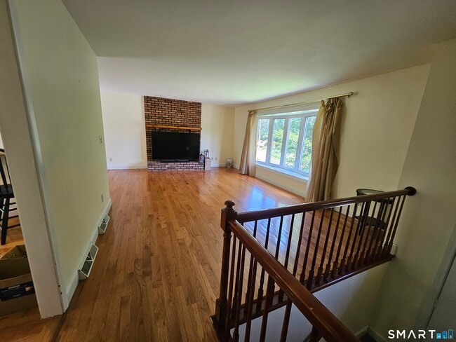 172 Country Hills Rd
