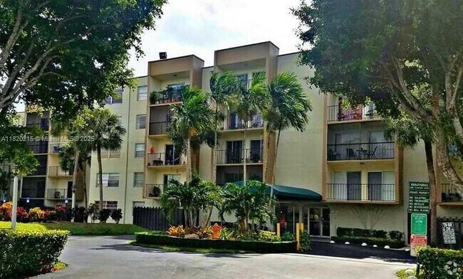 Building Photo - 14250 SW 62nd St Unit 411 Rental